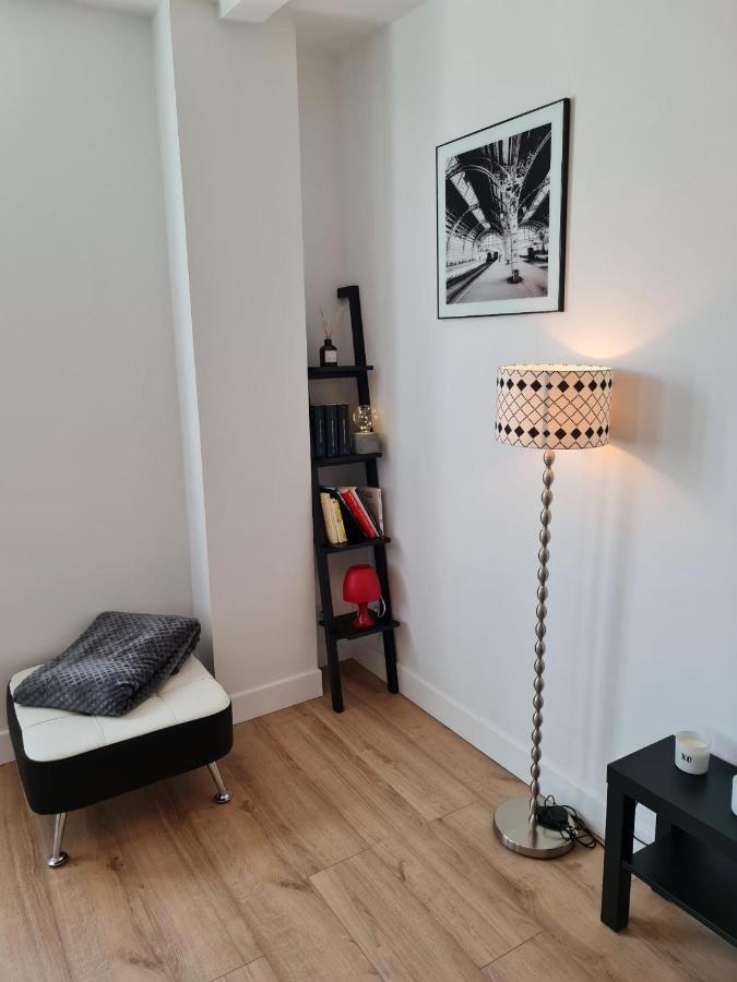 Le ScottmanHouse - Appartement privé - Centre ville - Gare - Wi-Fi Arras Exterior foto